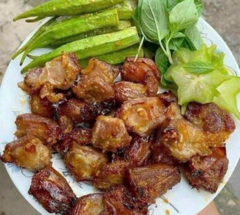 Chặng dừng heo ướp sate lb